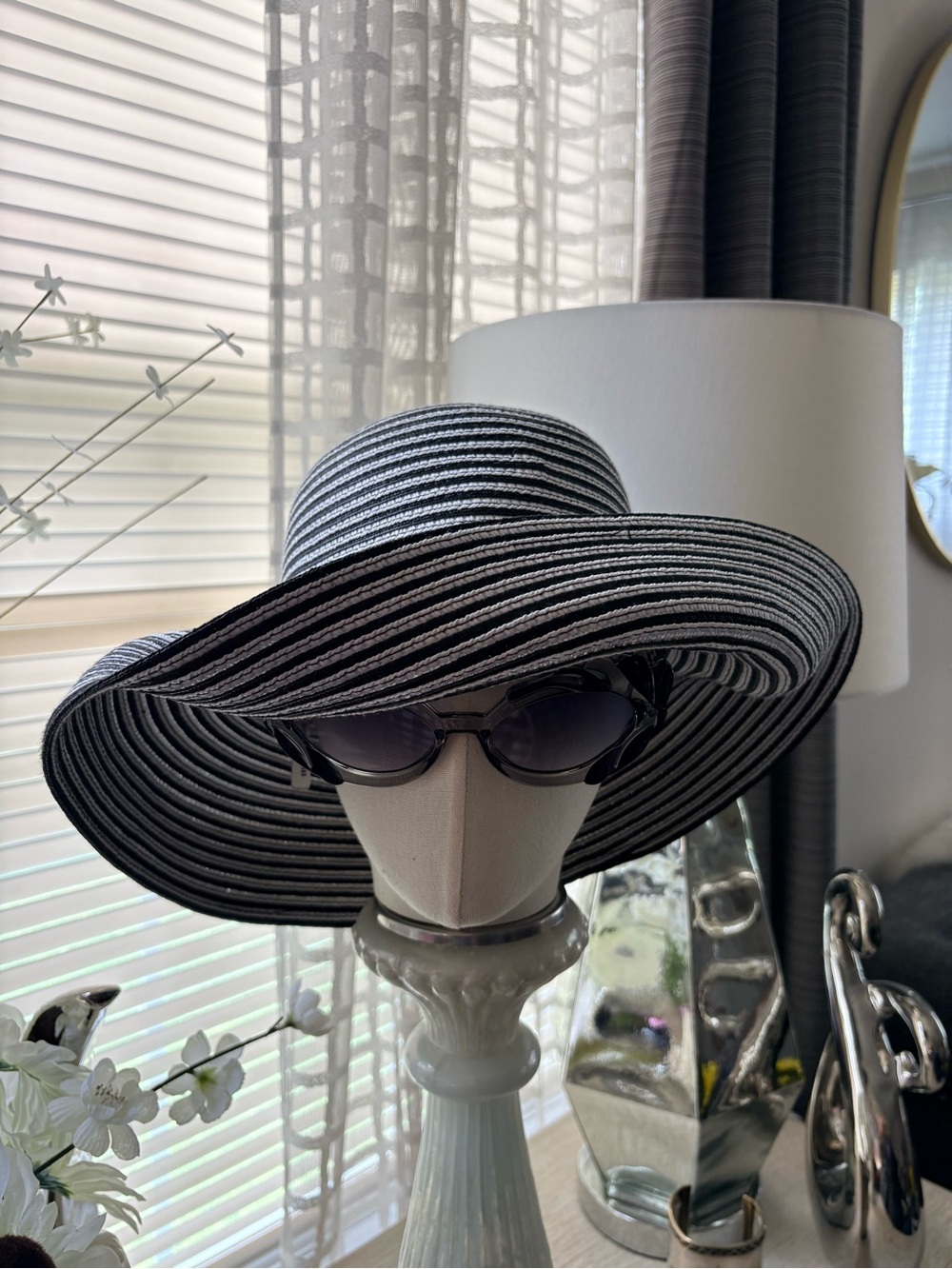 VTG Betmar Black White Striped Flip Brim Hat